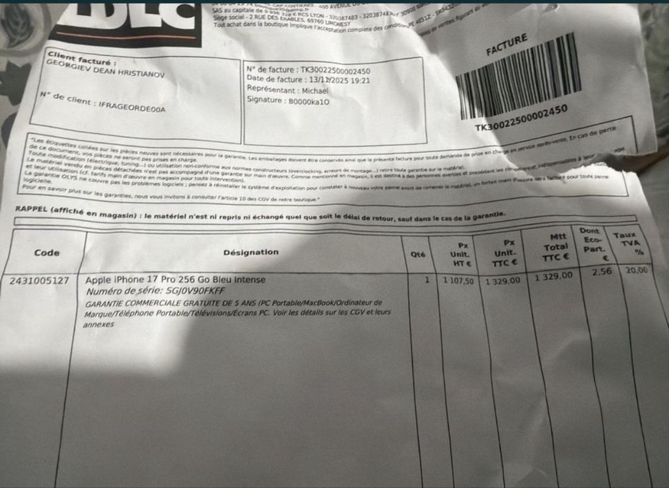 iPhone 17 PRO 256GB blue