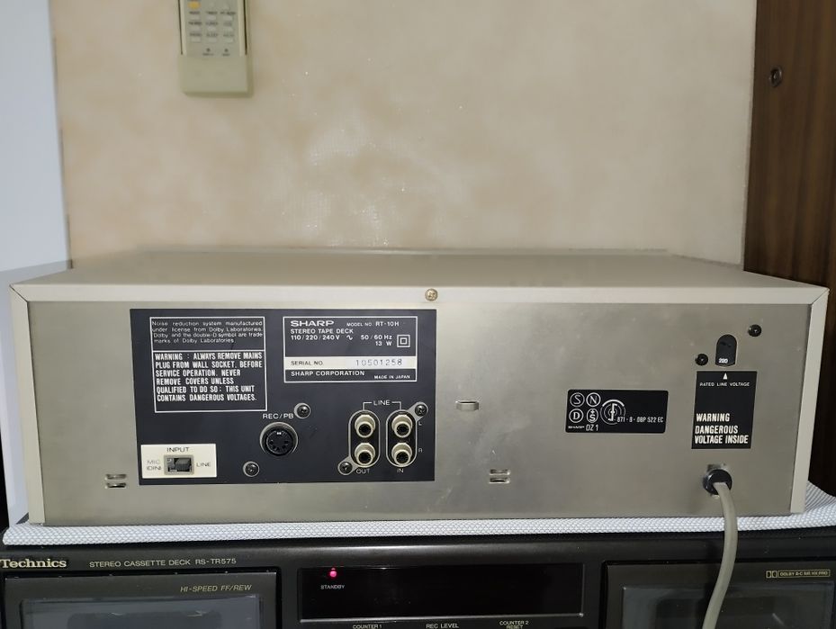 Кассетная дека SHARP RT 10H