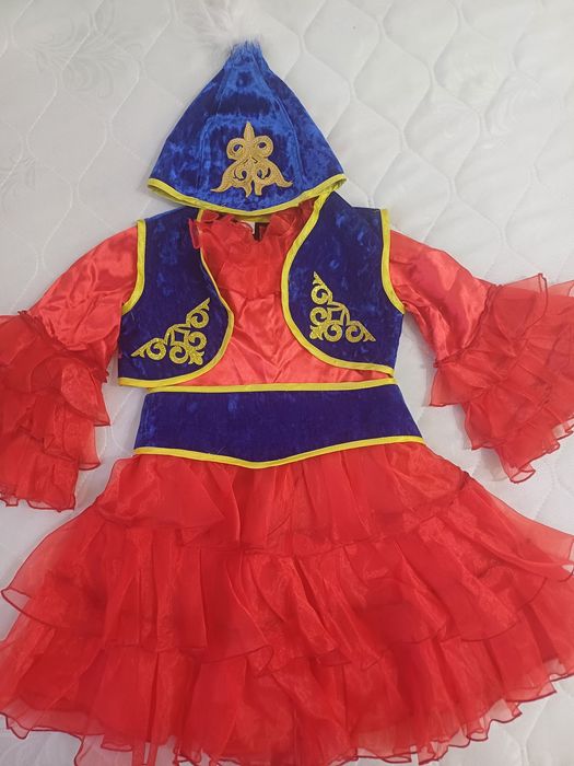 Продам национальный костюм для девочки.  В хорошем состоянии. 32 разме