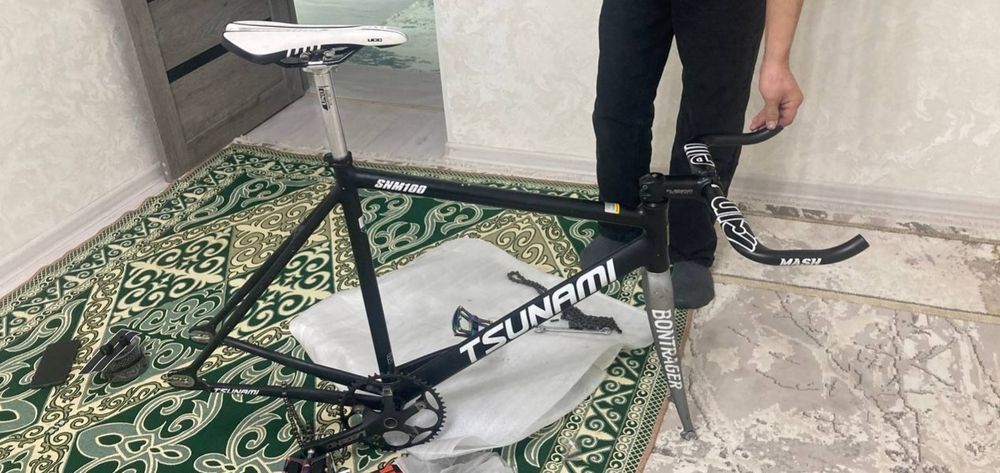 Продается фреймсет Tsunami snm 100 fixed gear  фикс