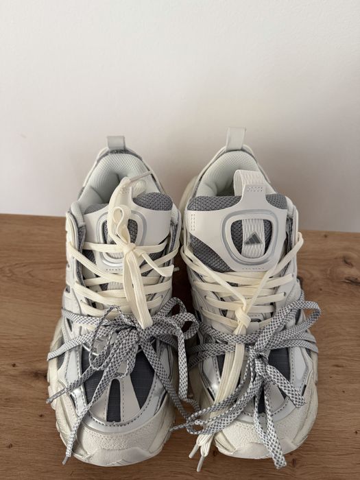 Adidas XLG Runner Deluxe