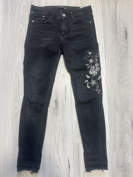 Дънки Zara в отлично състояние