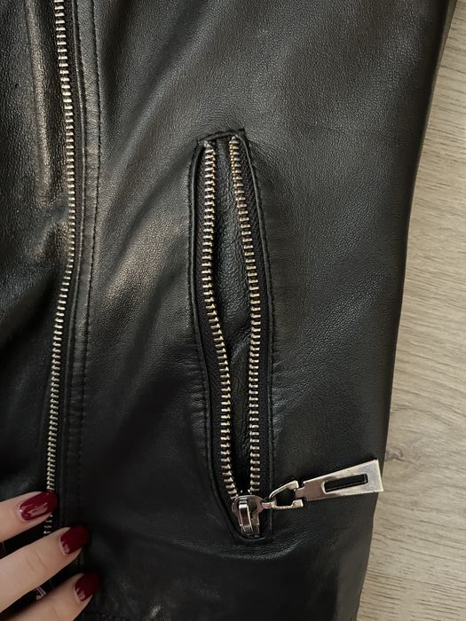 Яке кожа с естествен косъм