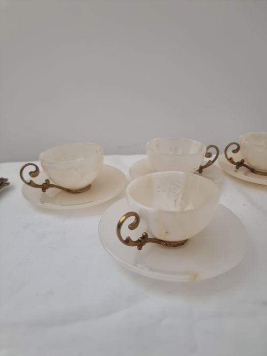 Set șase cești de cafea cu farfurie sculptate in marmura de Cararra