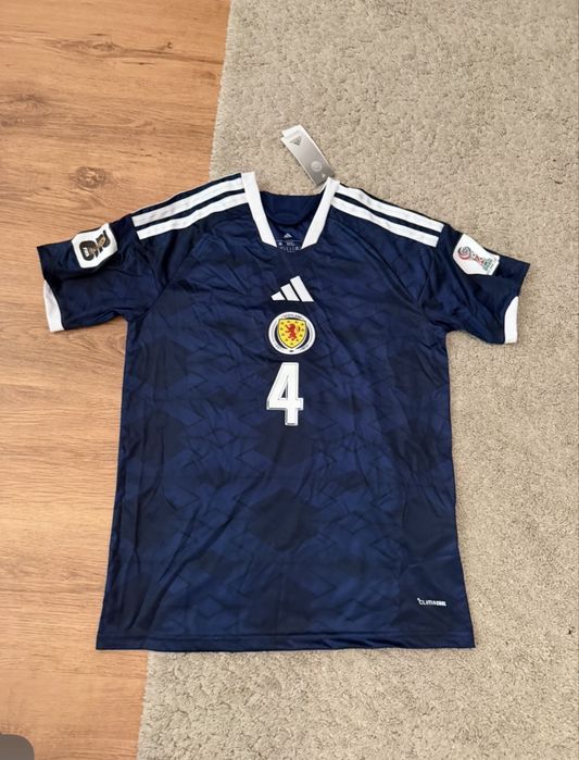 Tricou McTominat scotia