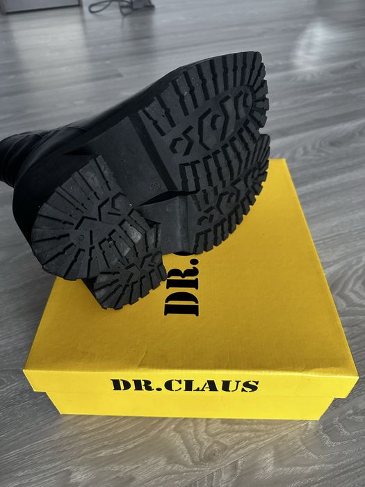 Продам ботинки женские 38 размер