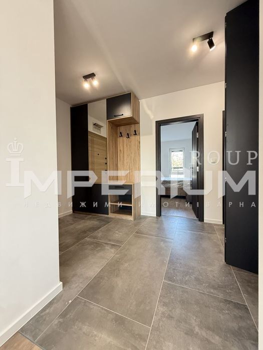 ПЪРВИ НАЕМАТЕЛИ! Чисто нов ТРИстаен апартамент с ПАРКОМЯСТО под наем