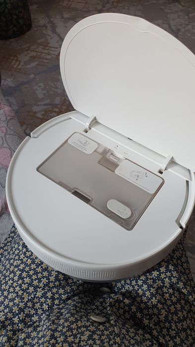 Робот пылесос Xiaomi Mi Robot Vacuum-Mop Essential (MJSTG1)