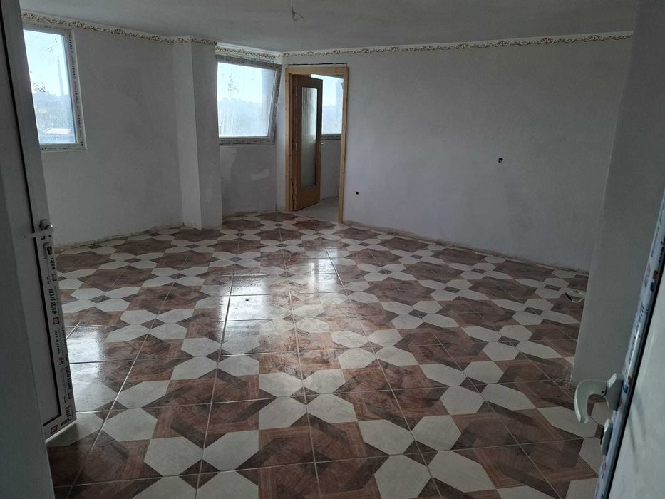 Продава се Двустаен апартамент в Исперих - 60 кв.м за 467 €/кв.м - Снимка #8