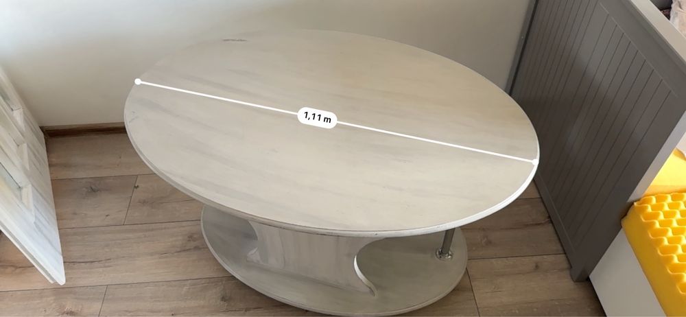 Masuta de cafea pe roti