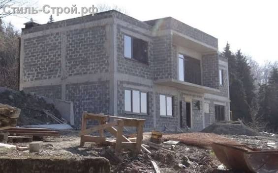 Бригада строителей