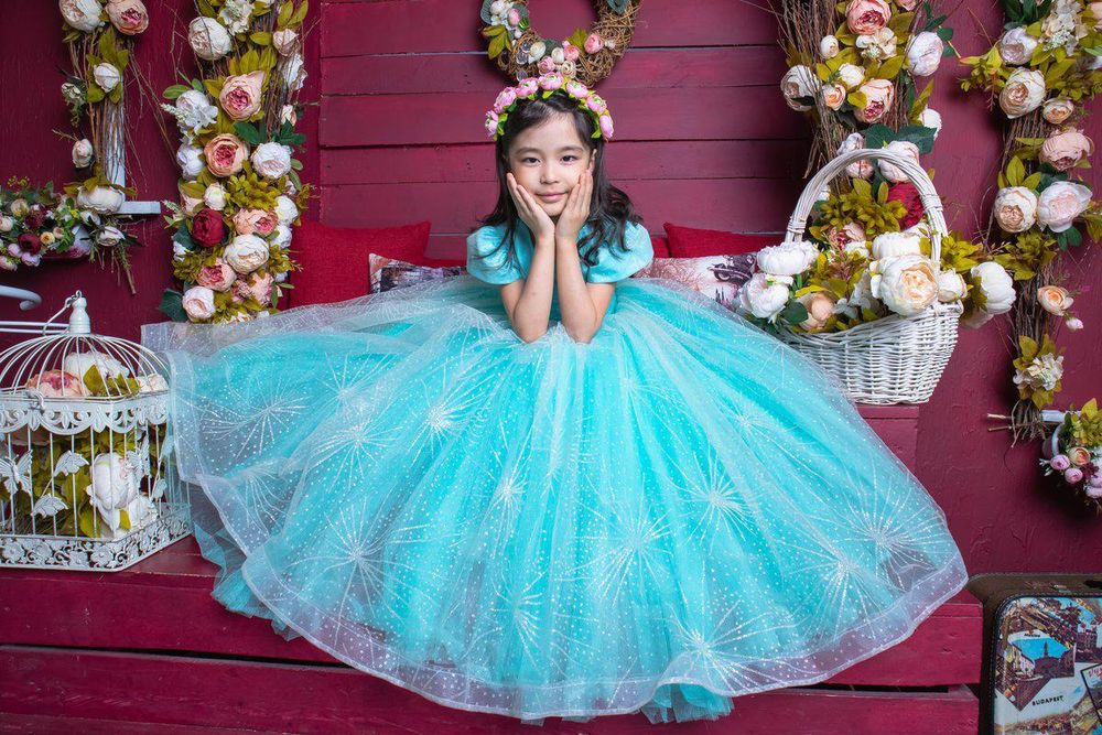 Прокат платьев детские, взрослые