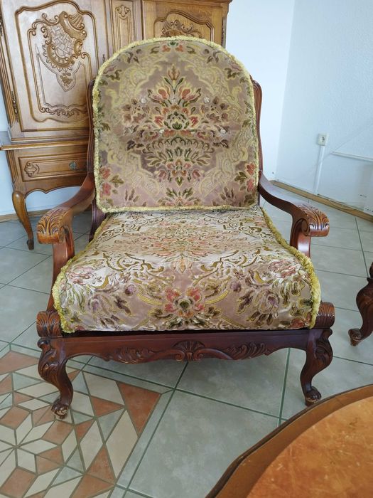 Комплект мебели в стил Луи XV