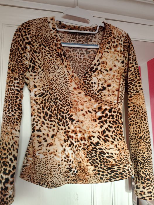 Блузки 5 лв броя