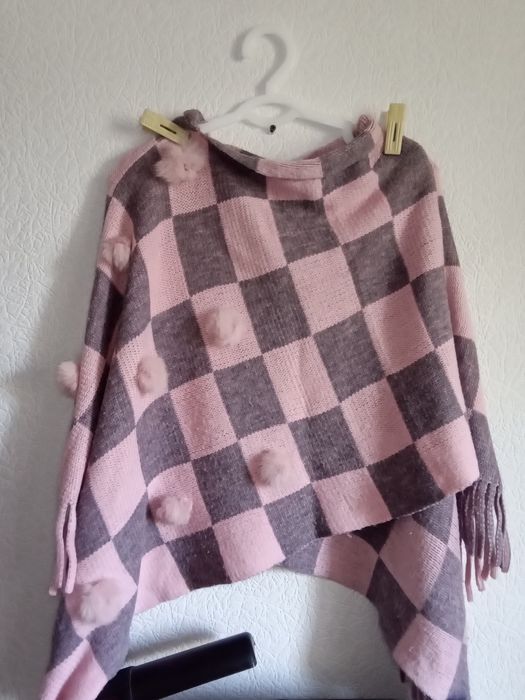 Пончо кофта под джинсы в отличном состоянии