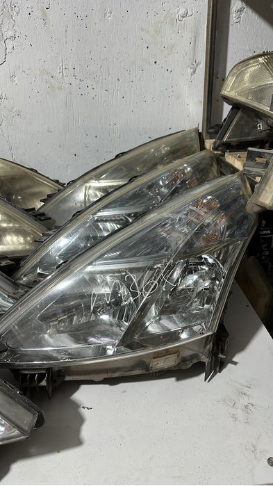 Фары на Nissan Teana