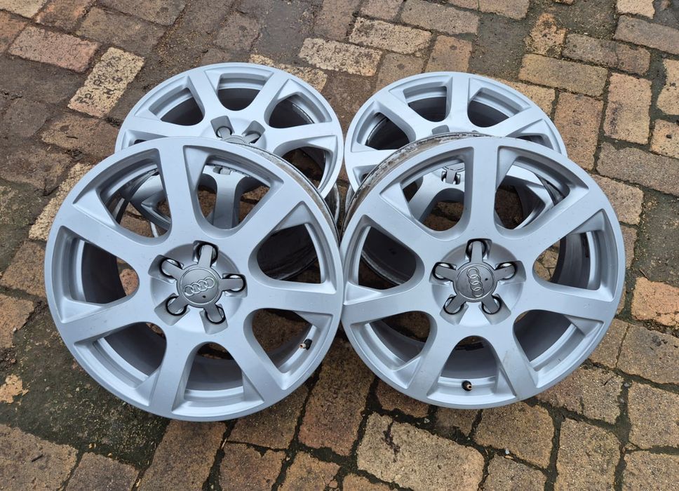 Set 4buc jante originale aliaj Audi R17 - 8Jx17H2 ET39 5x112