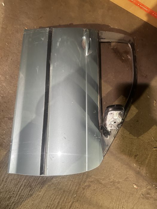 Предна дясна врата BMW e46