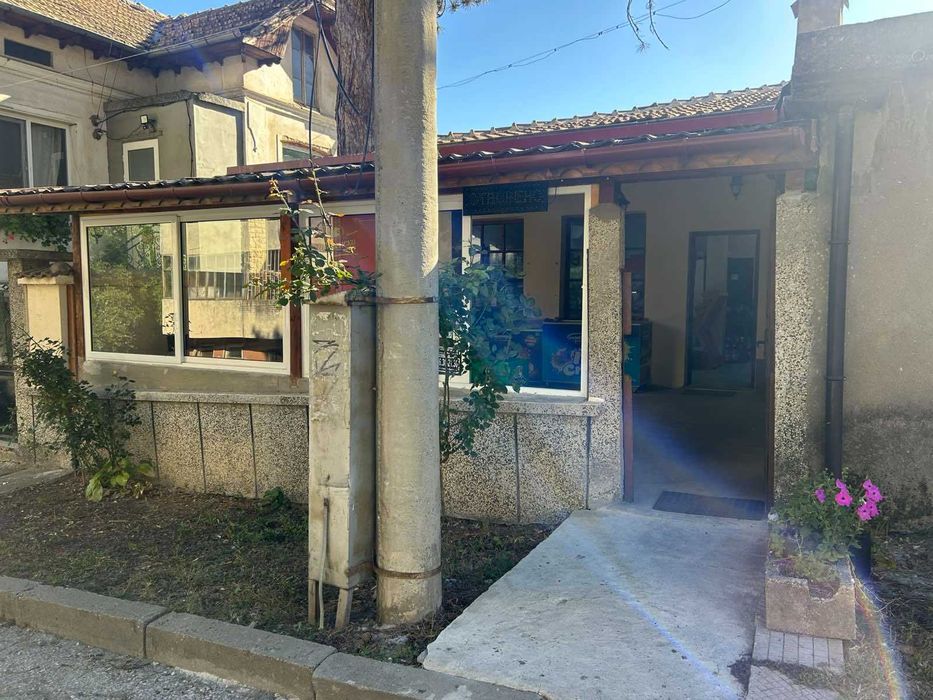 Търговско помещение, Под наем, гр. Попово