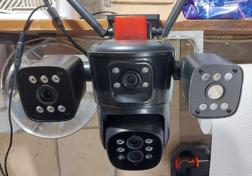 Продам камеру 4в1 экран