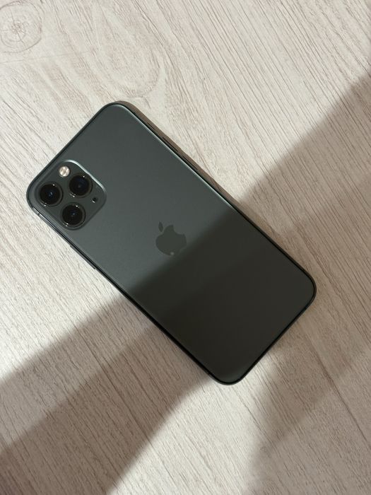 iPhone 11 pro green