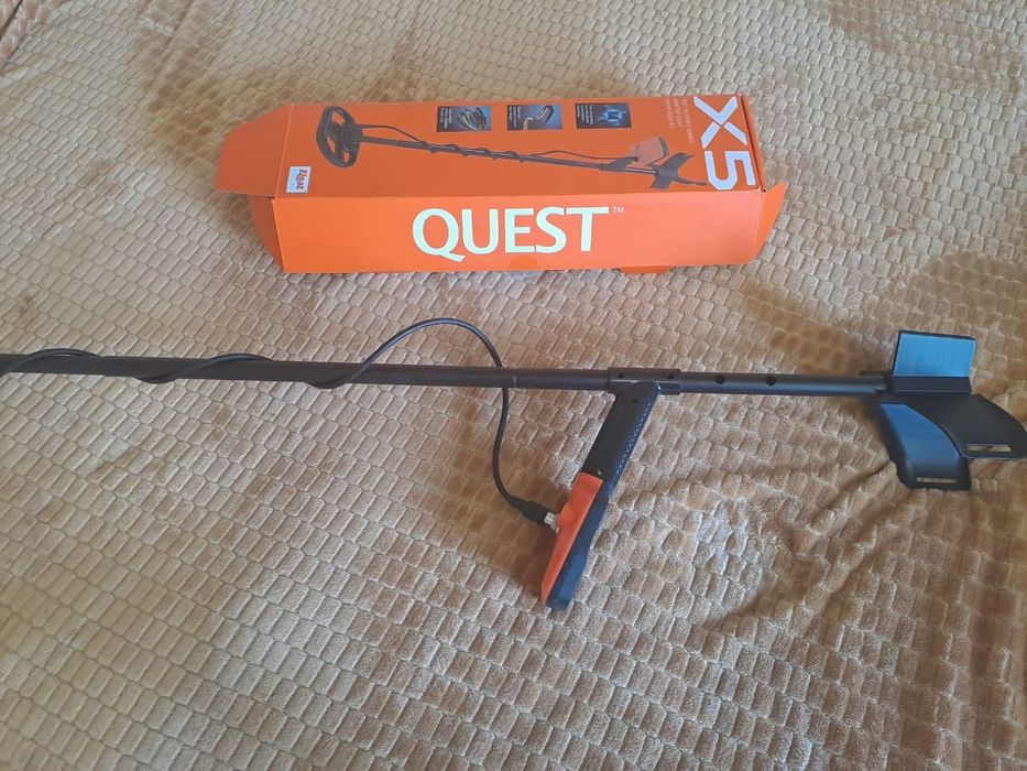 Продам металоискатель