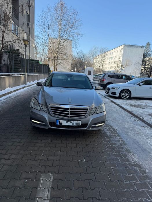 Mercedes-Benz E 220