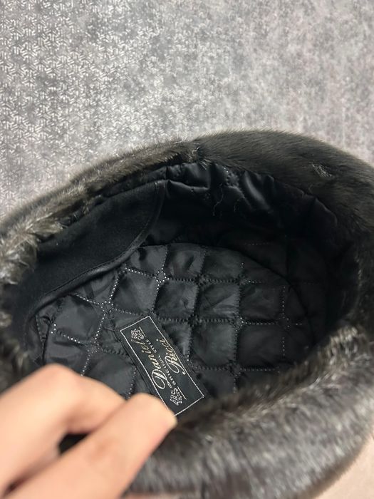 Продам зимнюю шапку