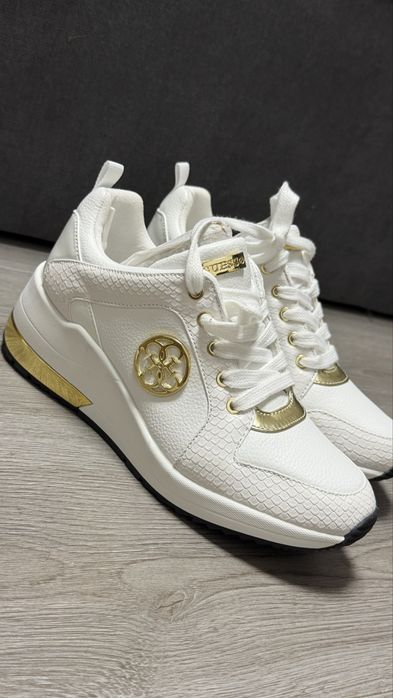 Adidasi Guess dama