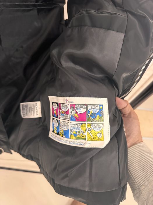 Moncler елек черен мат