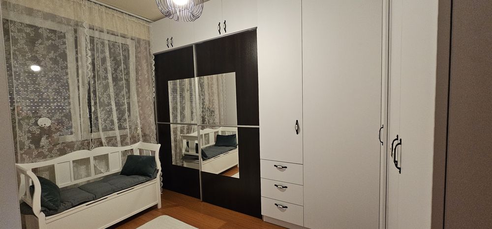 Vand apartament 4 camere superb, centrala termica - direct PROPRIETAR- 0723551589