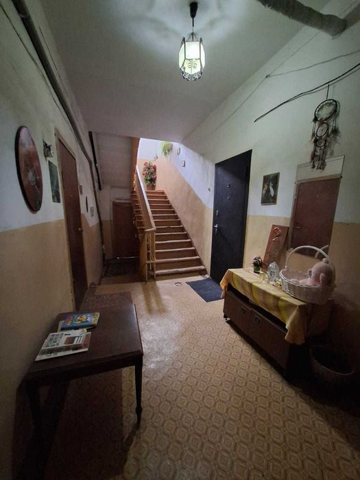 Продам 2х комн кв