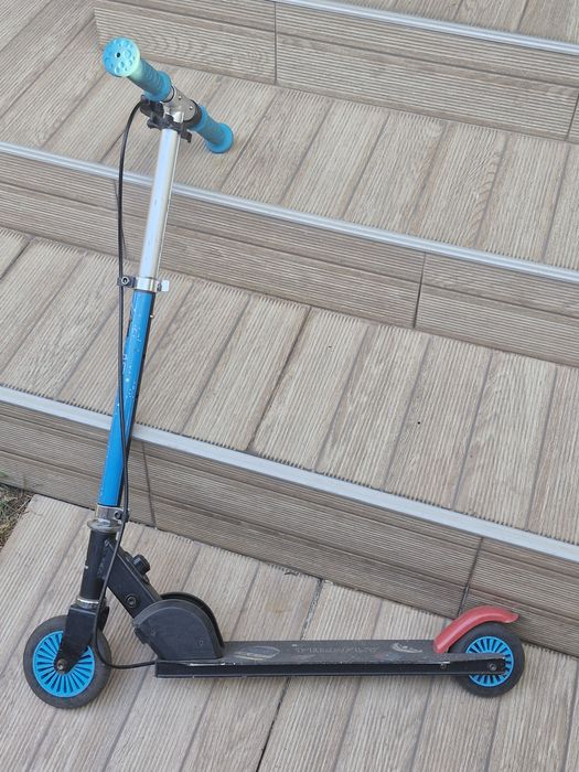 Trotineta Firefly A 120 - Intersport- pliabila cu frana pe ghidon