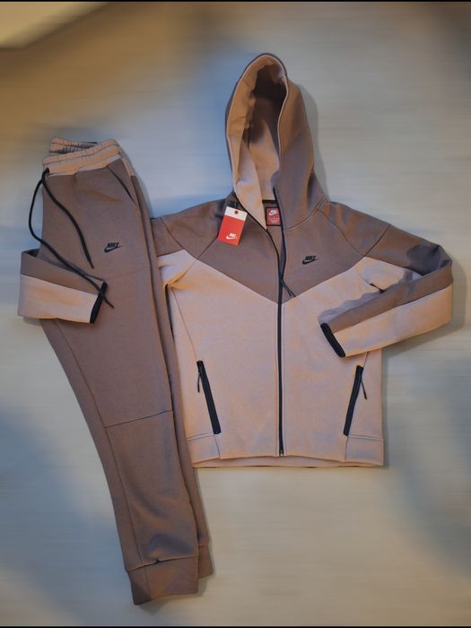 Ватирани дамски екипи