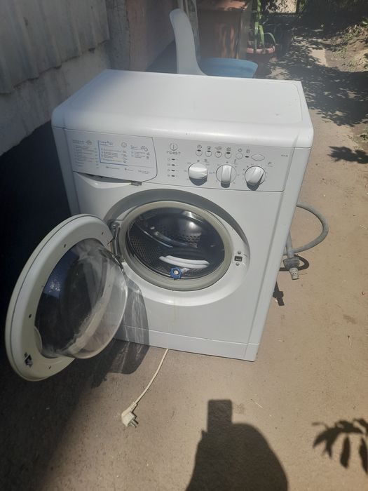Продам стиралку автомат