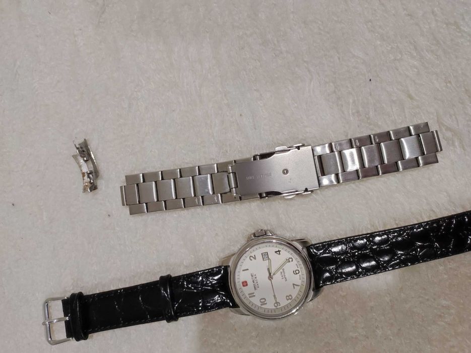 Часовници Swiss military Hanowa, Seiko 5