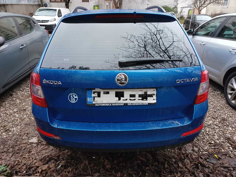 Vând Skoda Octavia III 1.6 TDI 105 CP