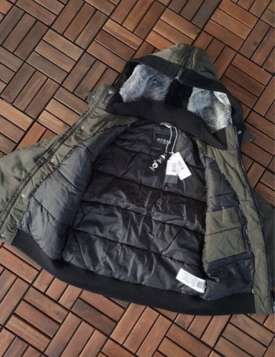 Мъжко яке GUESS - ветроустойчиво Оригинално