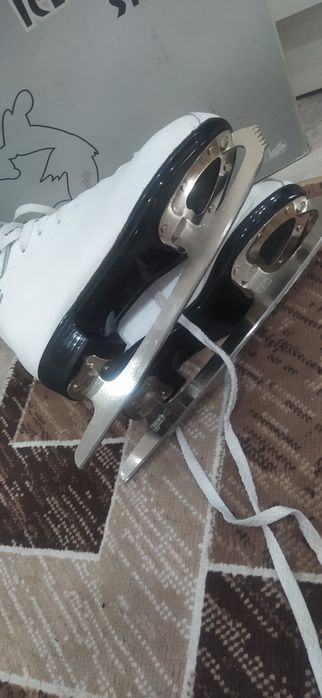 Коньки женские 38 размеры