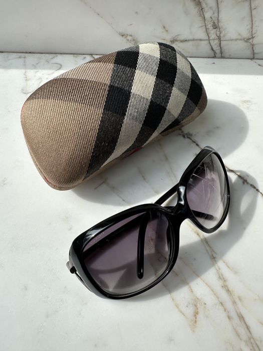 Стилни оригинални черни дамски очила Burberry промо цена