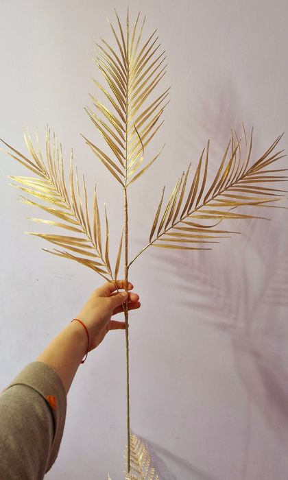 Золотые ветки декор