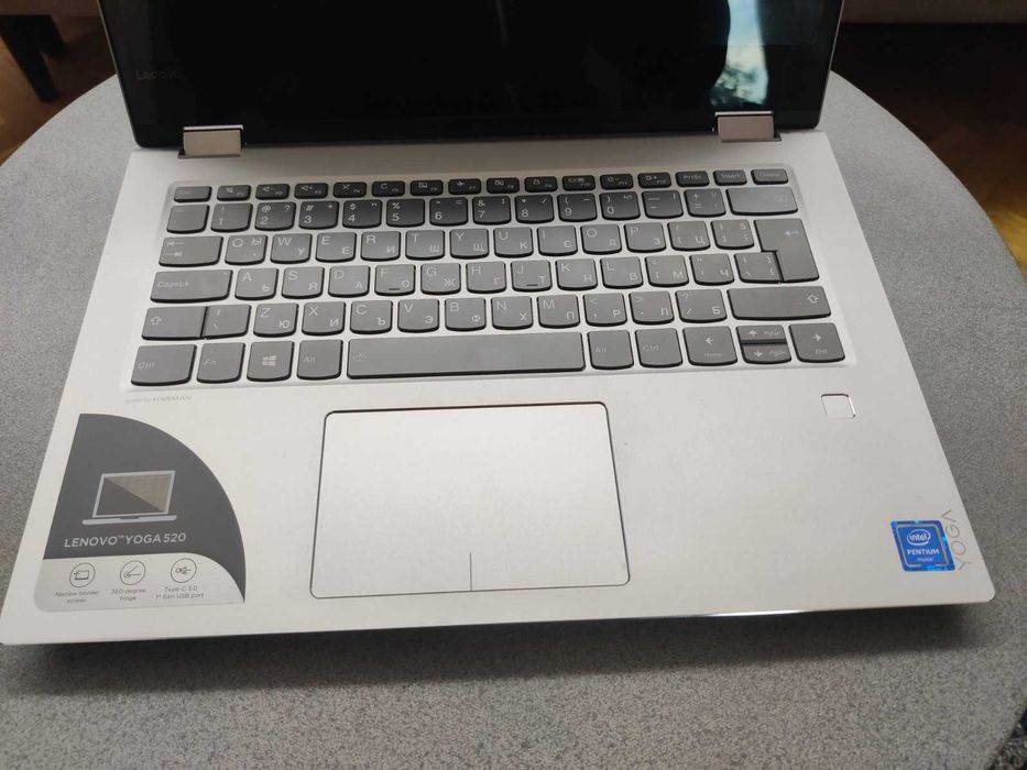 Lenovo Yoga 520,
