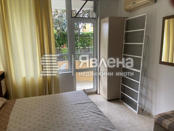 Продава се Едностаен апартамент в к.к. Слънчев бряг - 38 кв.м за 1050 €/кв.м - Снимка #6