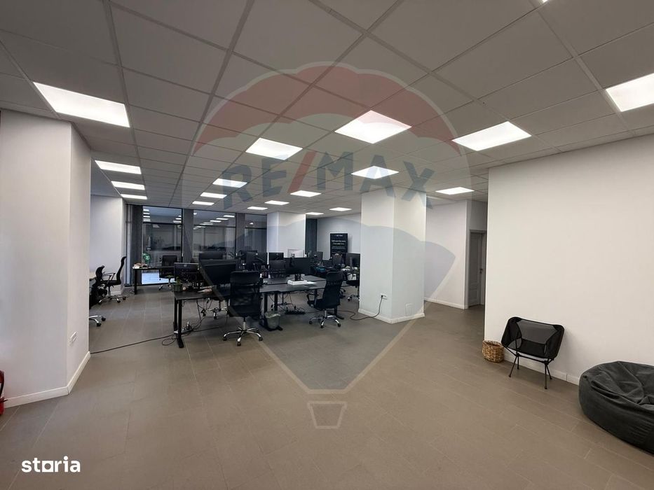 Spațiu de birouri de închiriat Ultracentral 90 mp.