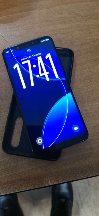 Продам Ксиоми Ми-8 6/128