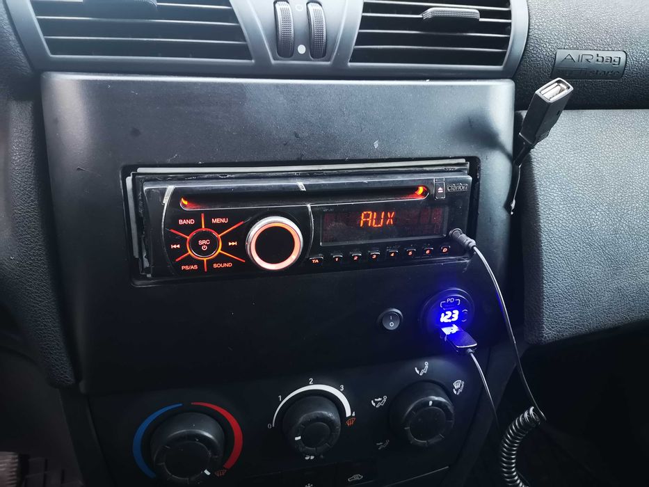 Продавам Фиат Стило 1.9 JTD дизел 2003 година