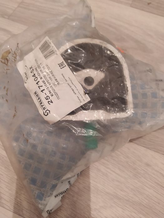 Подушки двигателя Мерседес