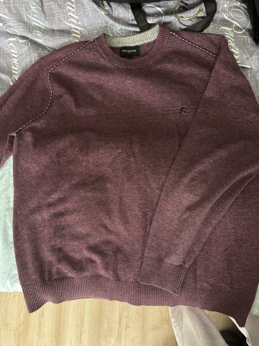 Продам бордовую кофту теплую