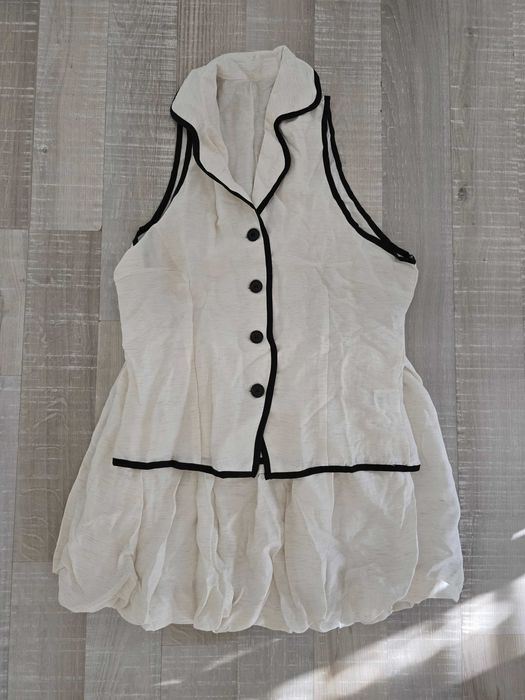 Дамски комплект пола с елек