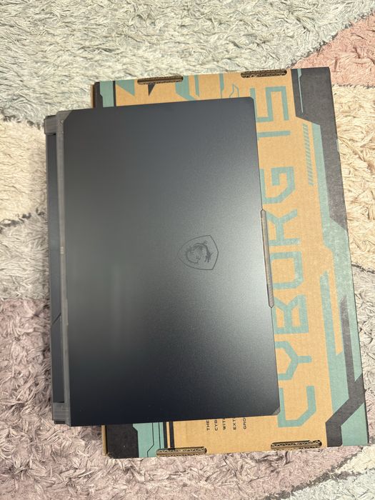 Laptop Gaming Msi Cyborg 15 A13VE,NOU